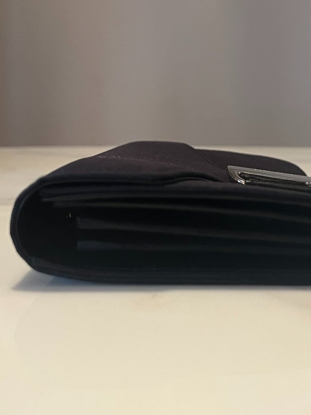 Salvatore Ferragamo Vara Gancini Wallet Fabric Leather - Picture 5 of 10